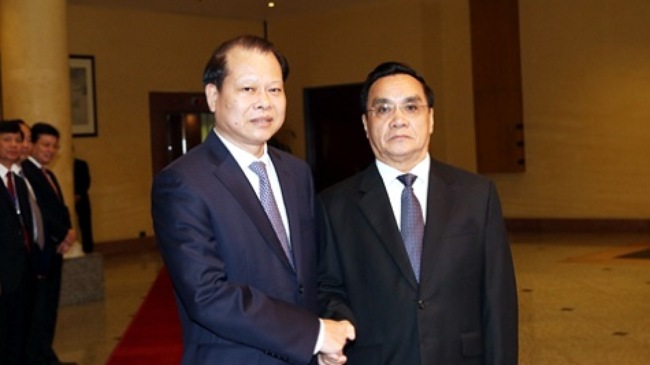 Вице-премьер Вьетнама Ву Ван Нинь принял премьер-министра Лаоса